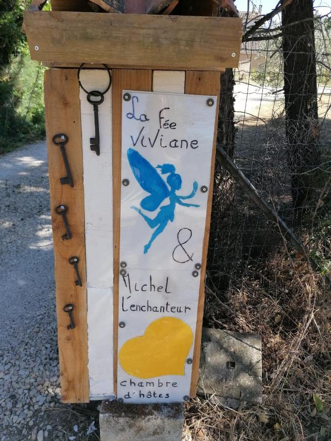 La Fee Viviane Et Michel L'Enchanteur Robion en Luberon Екстер'єр фото